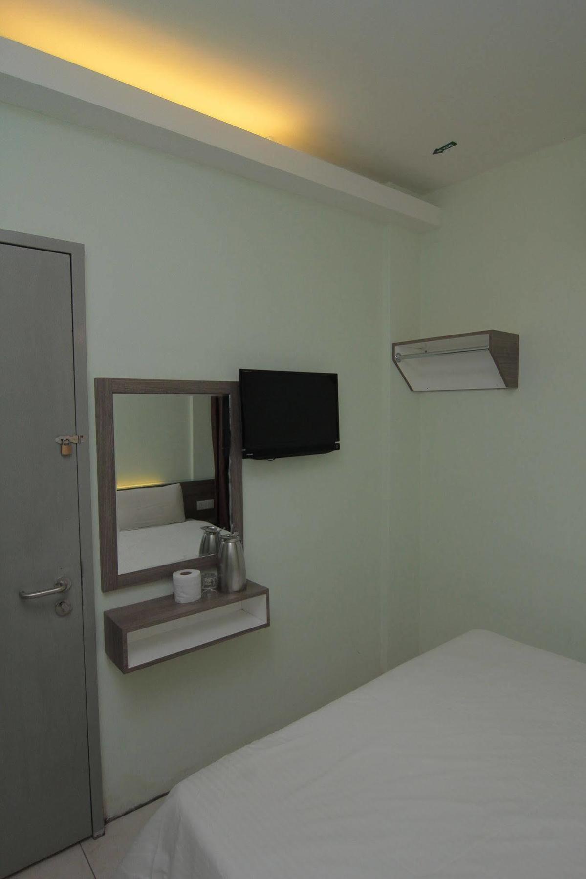 Azzahrah Rizq Hotel Malacca Esterno foto
